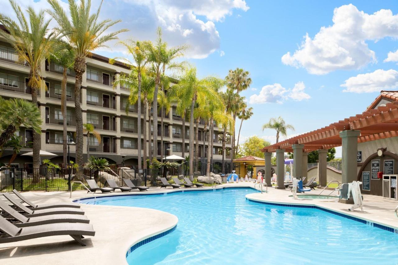 Four Points By Sheraton Anaheim Esterno foto