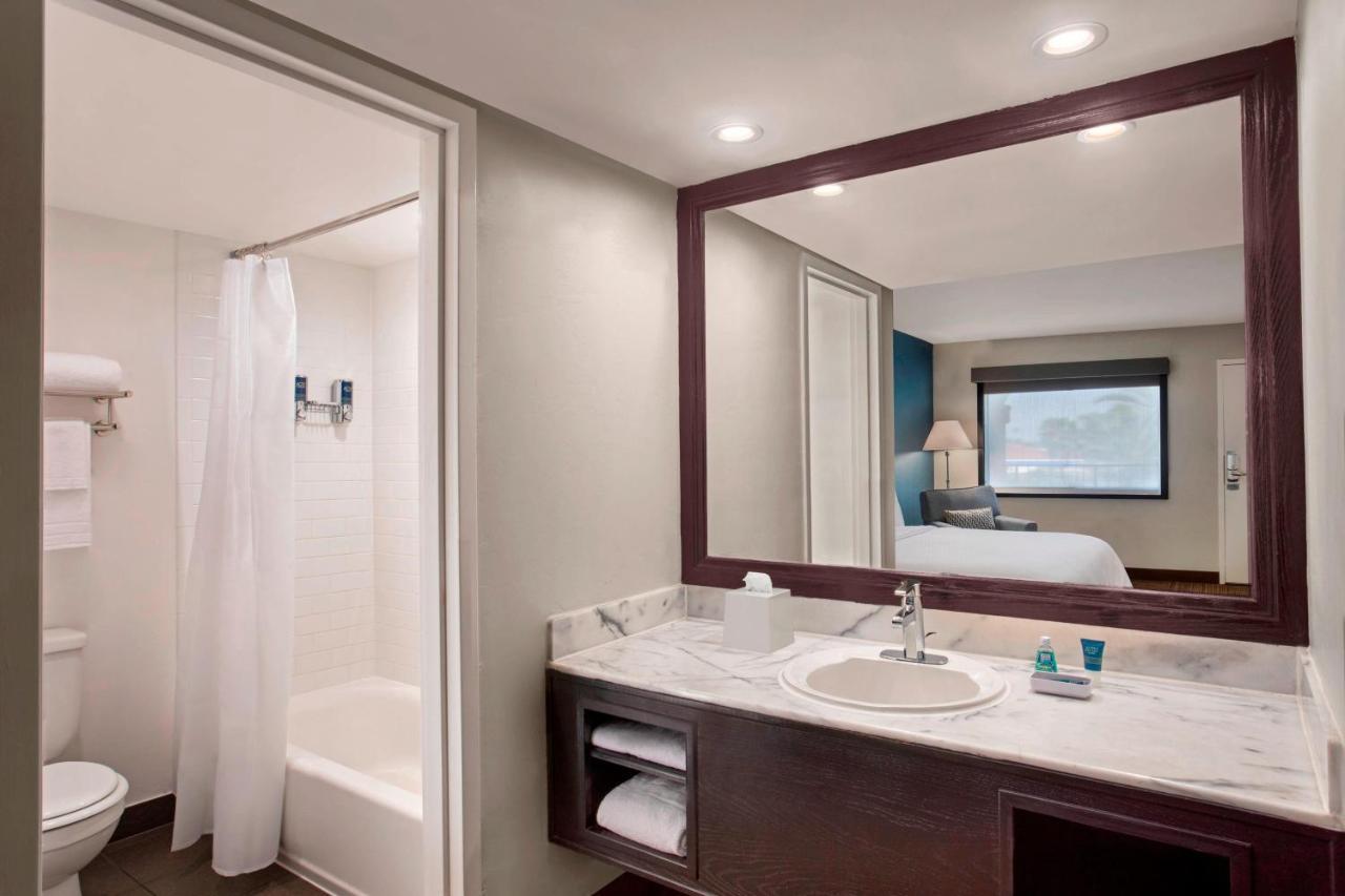 Four Points By Sheraton Anaheim Esterno foto