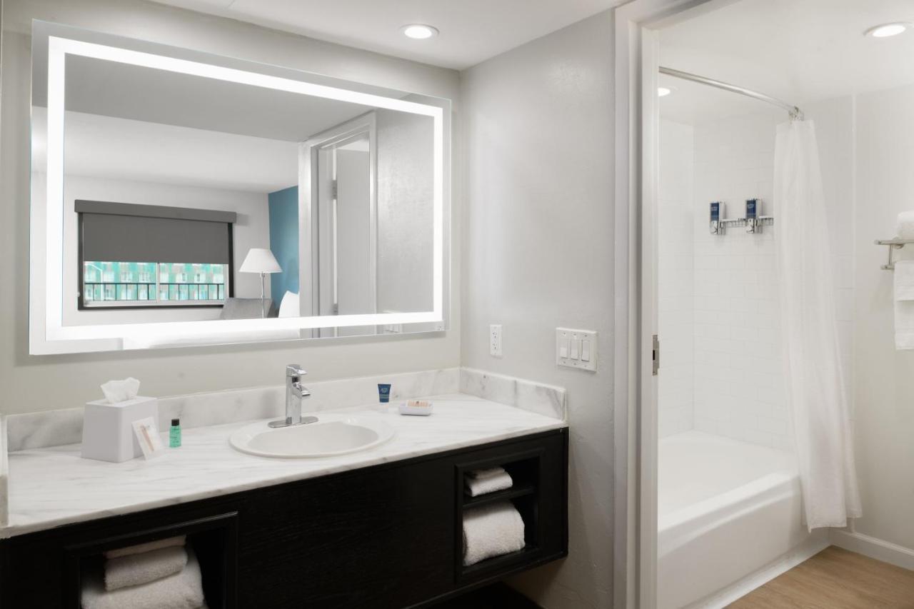 Four Points By Sheraton Anaheim Esterno foto