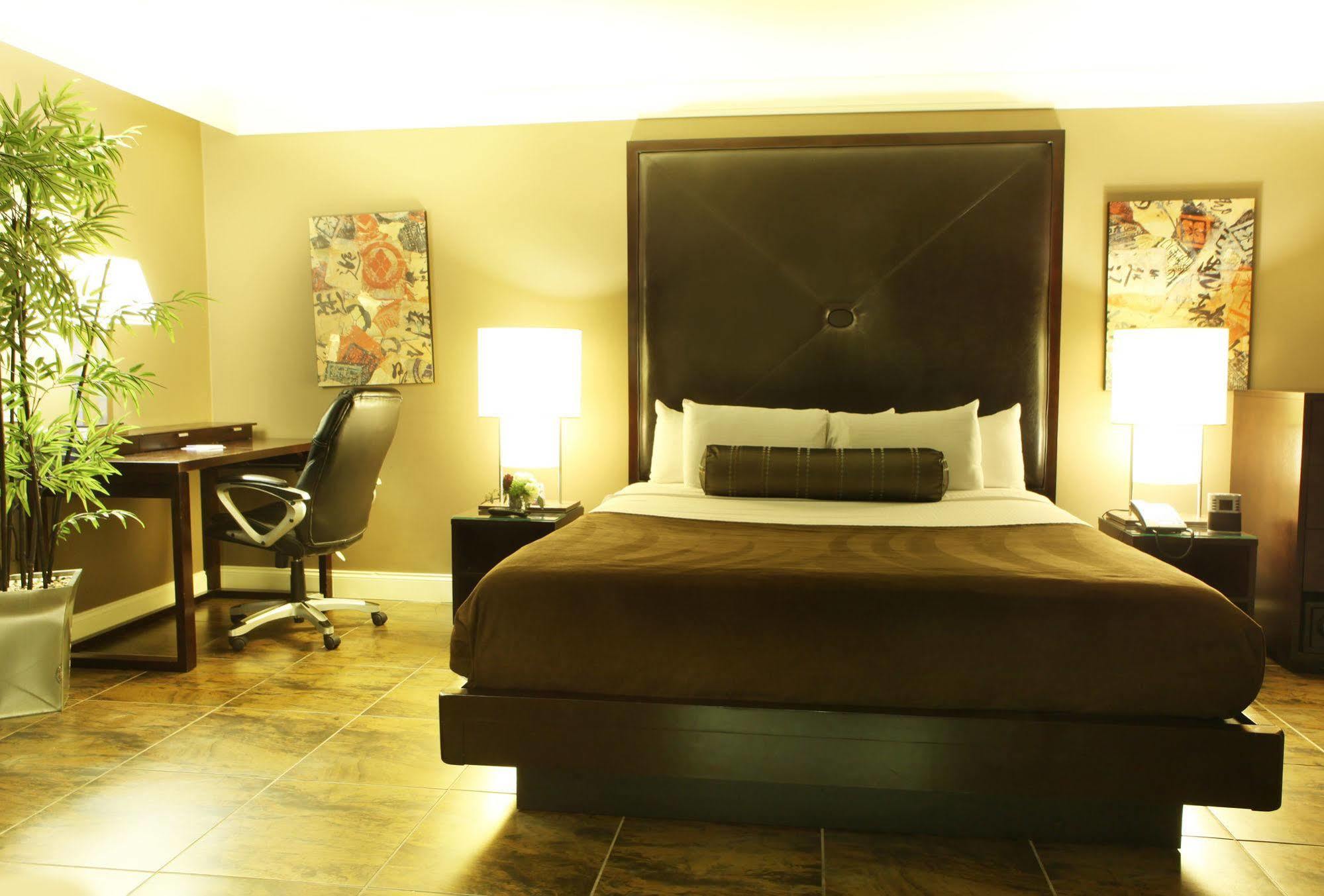 Four Points By Sheraton Anaheim Esterno foto