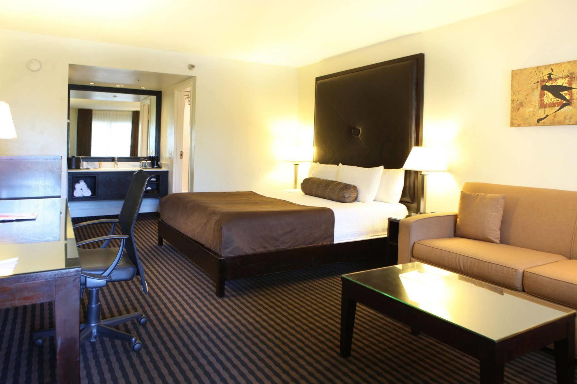 Four Points By Sheraton Anaheim Esterno foto